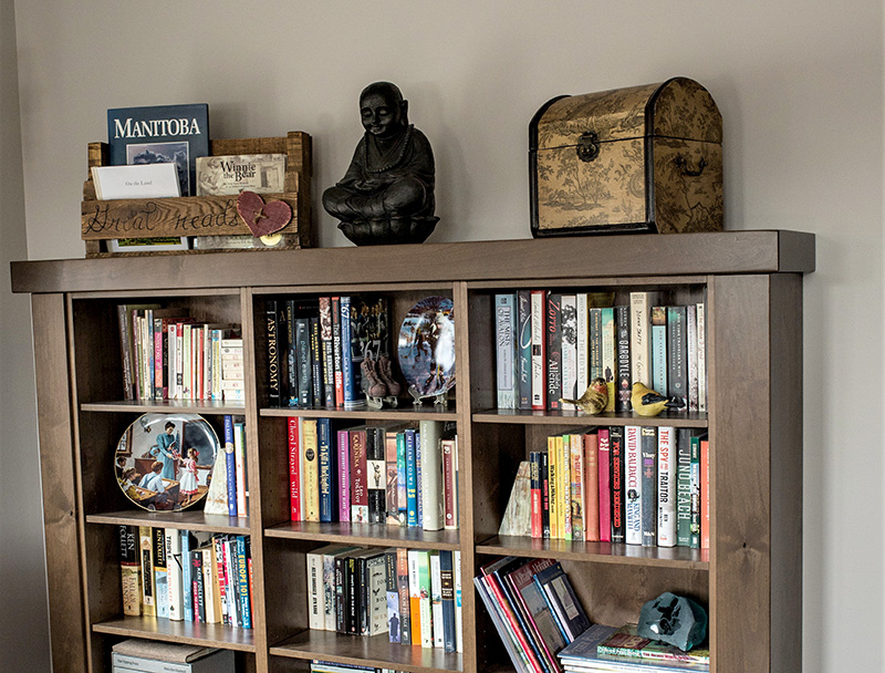 Featured image for “Bookshelves & Entertainment Units”